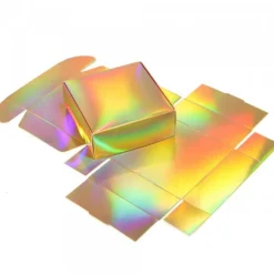 boîte arc-en-ciel pour une fête d'anniversaire carton
